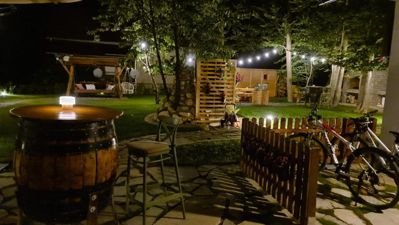 B&B Plitvice Holiday Lodge Плитвицкие озёра Экстерьер фото